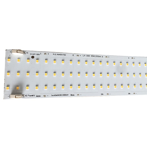 12606 Extrusion Chip Board 3000K 43W